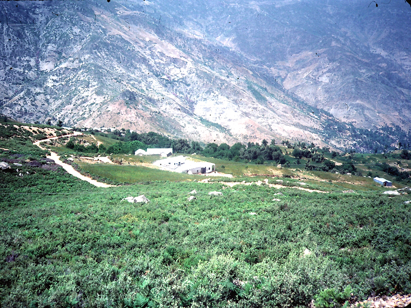 File:Moroccan-hashish-trade-Haschisch-rif-maroc.jpg