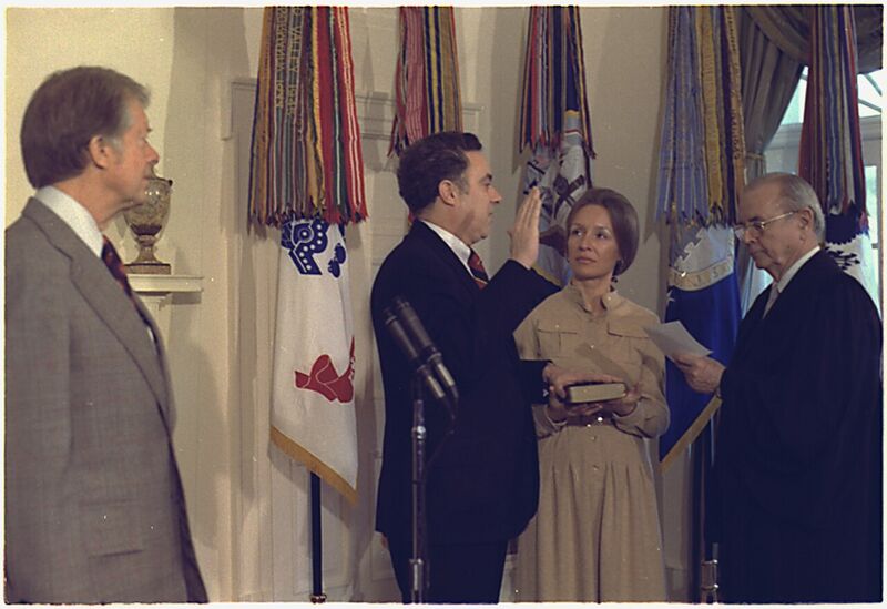 File:Joseph-Califano-sworn-in-Secretary-of-HEW-1977.jpg