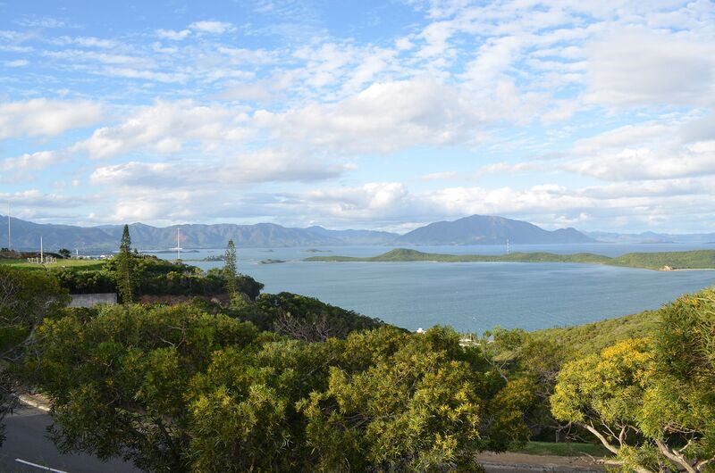 File:New-Caledonia-noumea-ocean-view.jpg