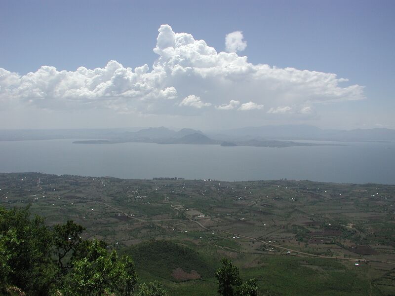 File:Lake-Victoria-basin-HomaBay.jpg