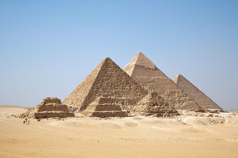File:Giza-pyramids.jpg