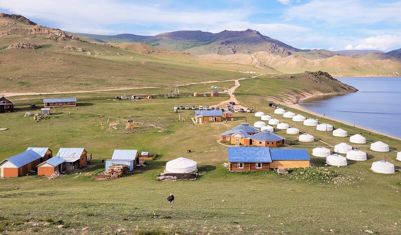 File:Mongolia-terkhiin-tsagaan-lake.jpg